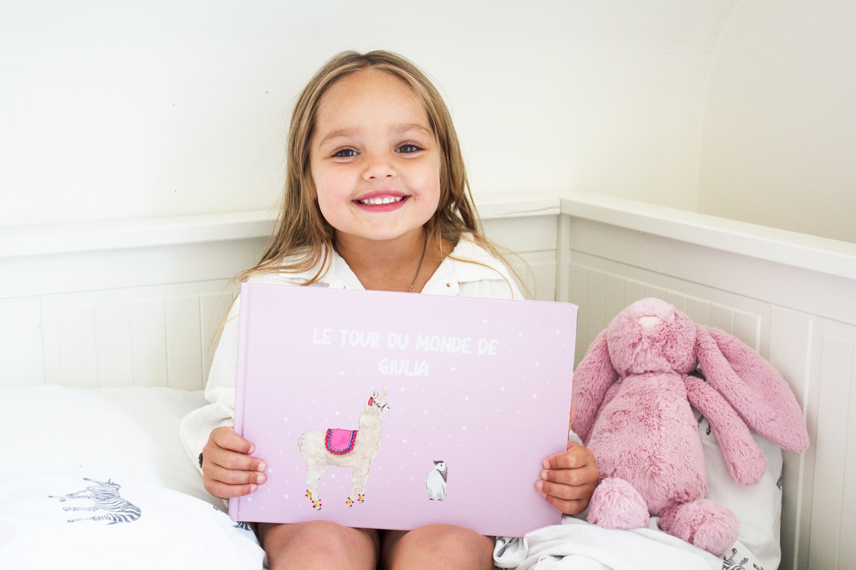 Zebrabook 5 reasons to offer our personalized book | Zebrabook