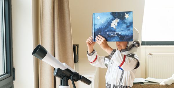 Wie erstelle ich ein personalisiertes Kinderbuch zum Thema Weltraum?