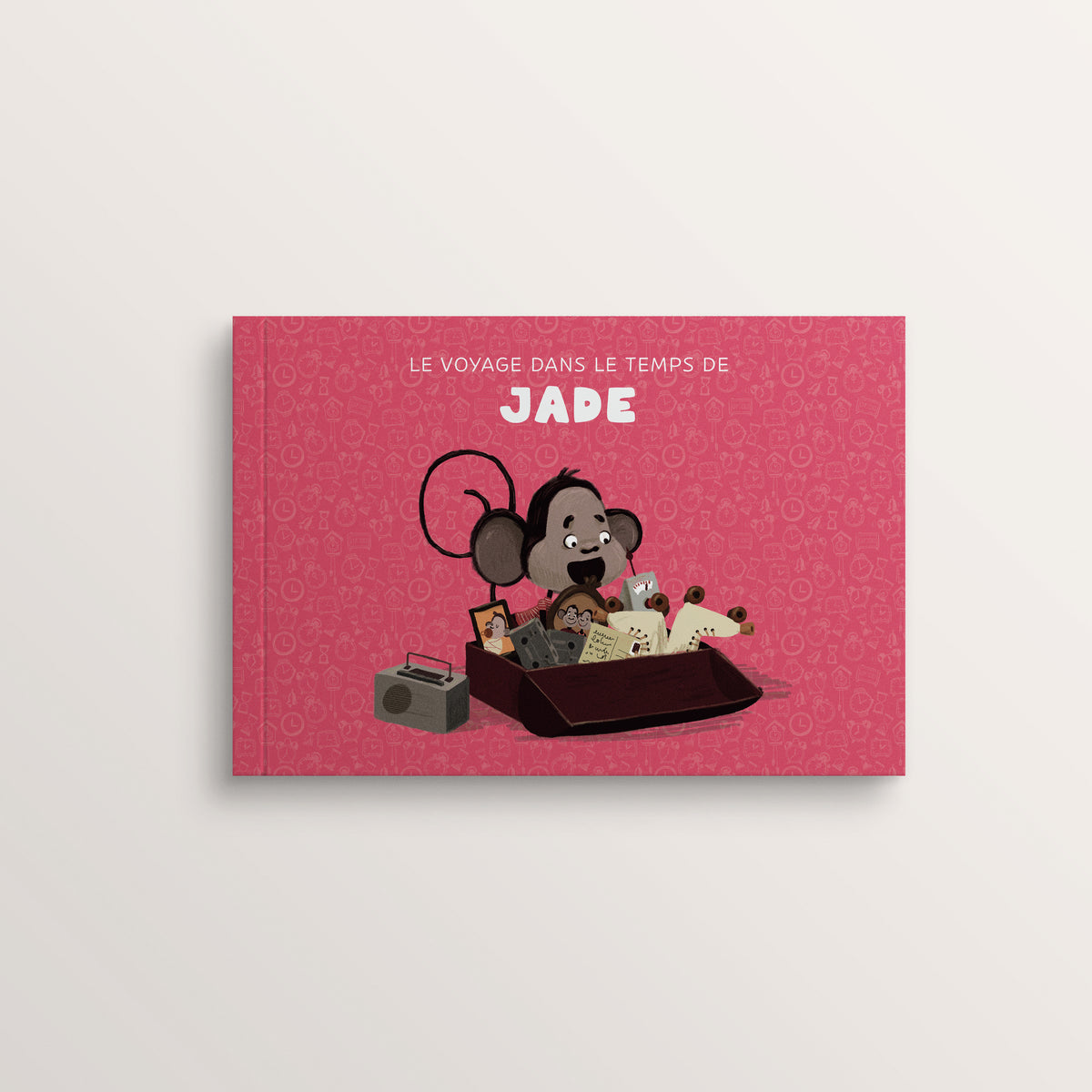 Livre personnalisé enfant Le Voyage dans le temps – Tome 1 – coffre aux trésors, couverture rose – Zebrabook